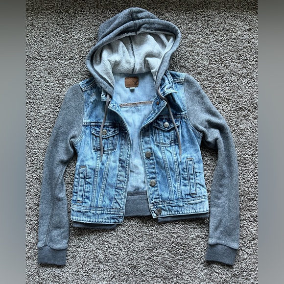 American Eagle Denim Jacket with Knit Hood/Sleeves - Picture 1 of 4